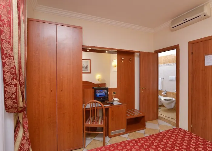 ホテル シカゴ ローマ